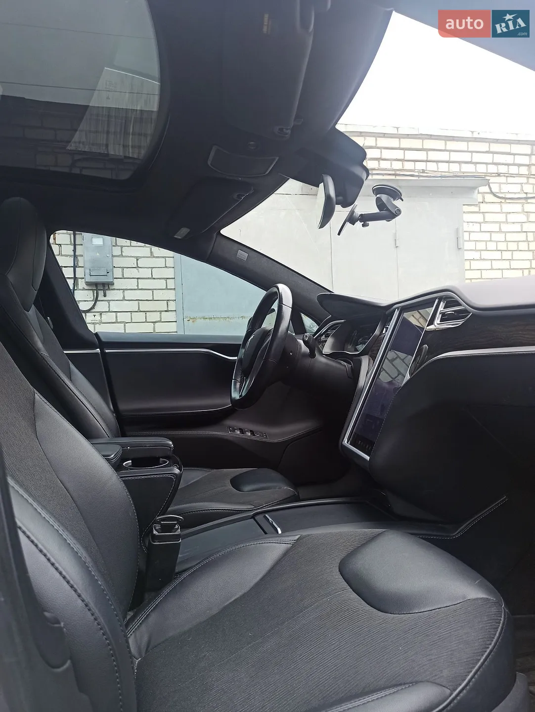 2016 Tesla Model S - мініатюра 20