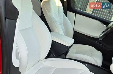 Ліфтбек Tesla Model S 2017 в Києві