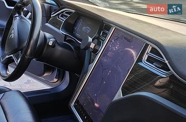 Лифтбек Tesla Model S 2016 в Виннице