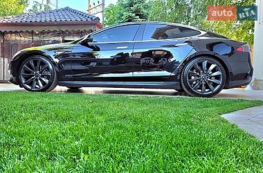 Лифтбек Tesla Model S 2013 в Одессе