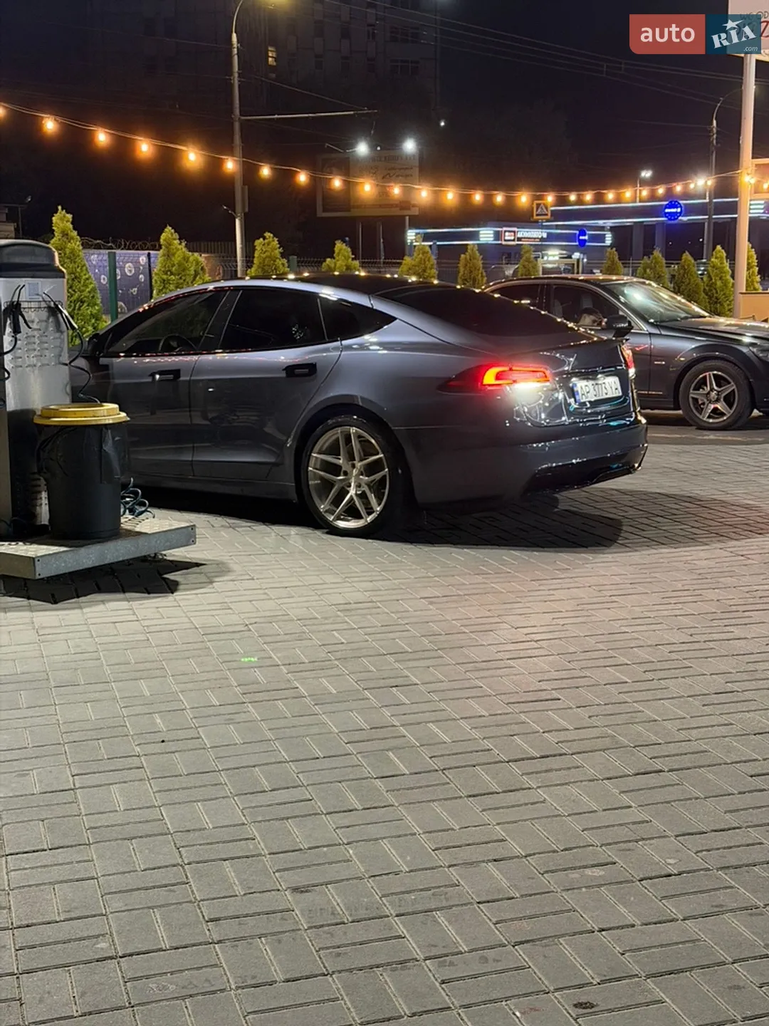 2022 Tesla Model S - мініатюра 6