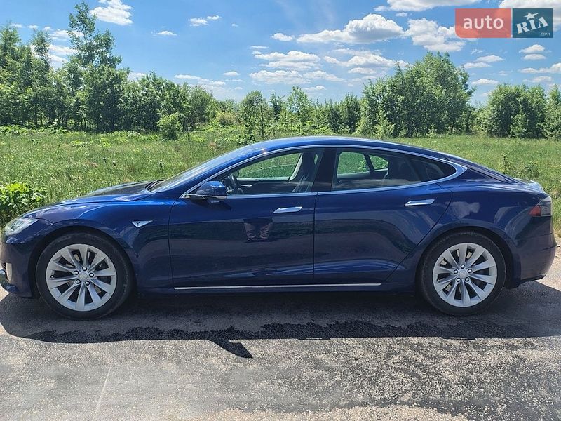 Лифтбек Tesla Model S 2016 в Ивано-Франковске фото 5 Лифтбек Tesla Model S 2016 в Ивано-Франковске