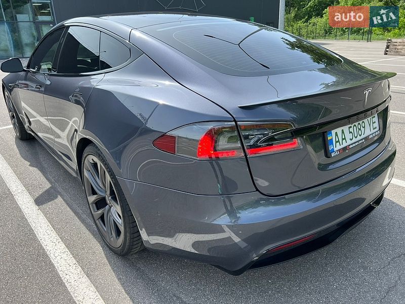 Лифтбек Tesla Model S 2021 в Киеве фото 8 Лифтбек Tesla Model S 2021 в Киеве