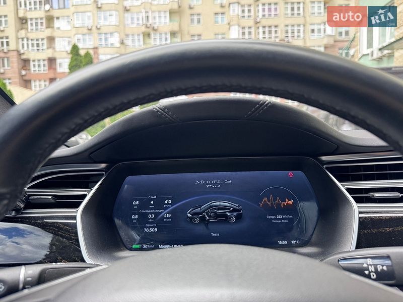 Лифтбек Tesla Model S 2017 в Киеве
