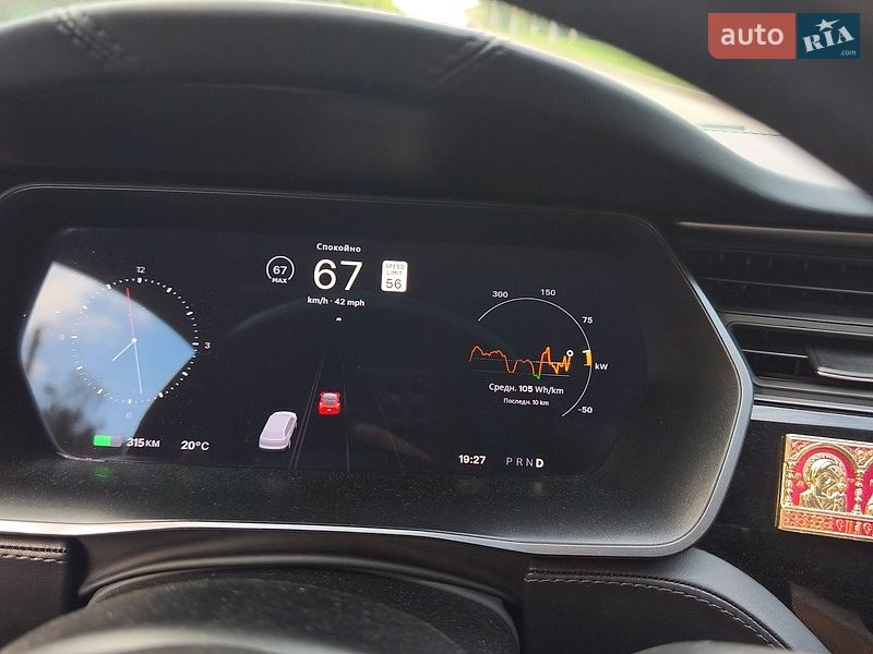 Лифтбек Tesla Model S 2018 в Виннице
