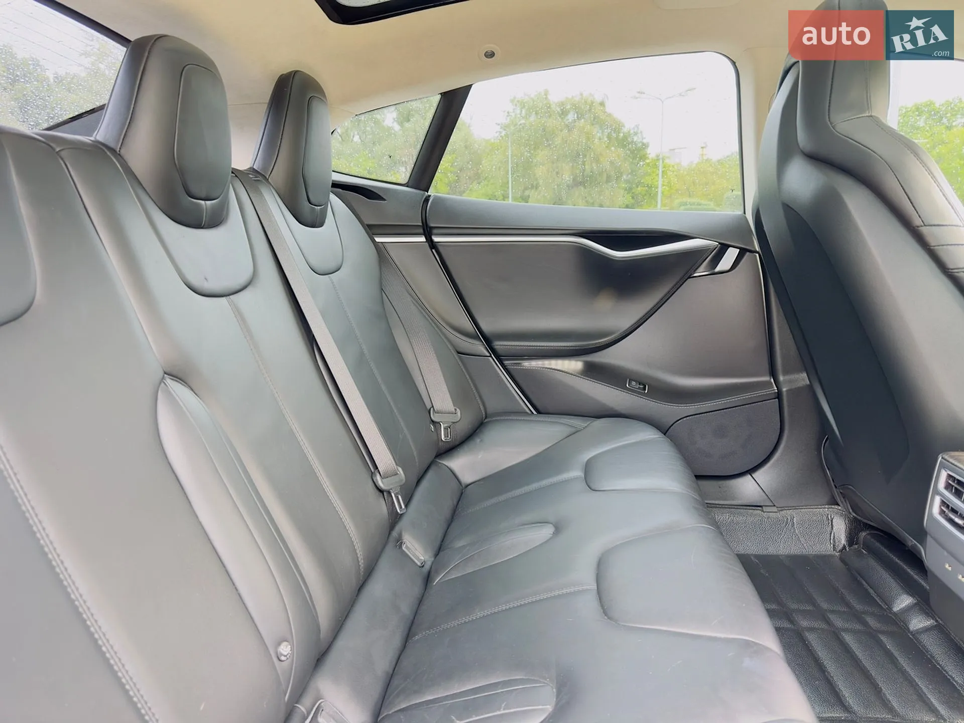 2016 Tesla Model S - мініатюра 19