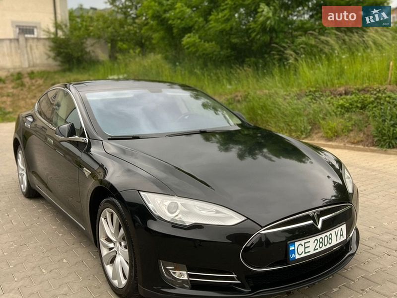 Лифтбек Tesla Model S 2014 в Черновцах фото 10 Лифтбек Tesla Model S 2014 в Черновцах