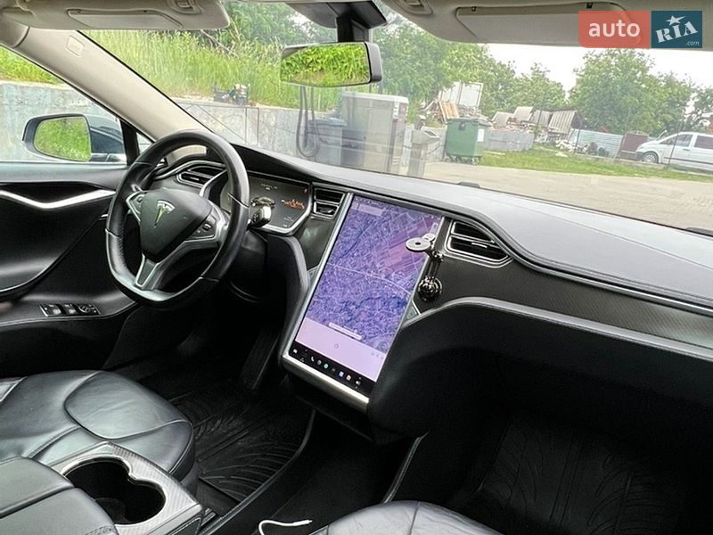 Лифтбек Tesla Model S 2014 в Черновцах фото 21 Лифтбек Tesla Model S 2014 в Черновцах