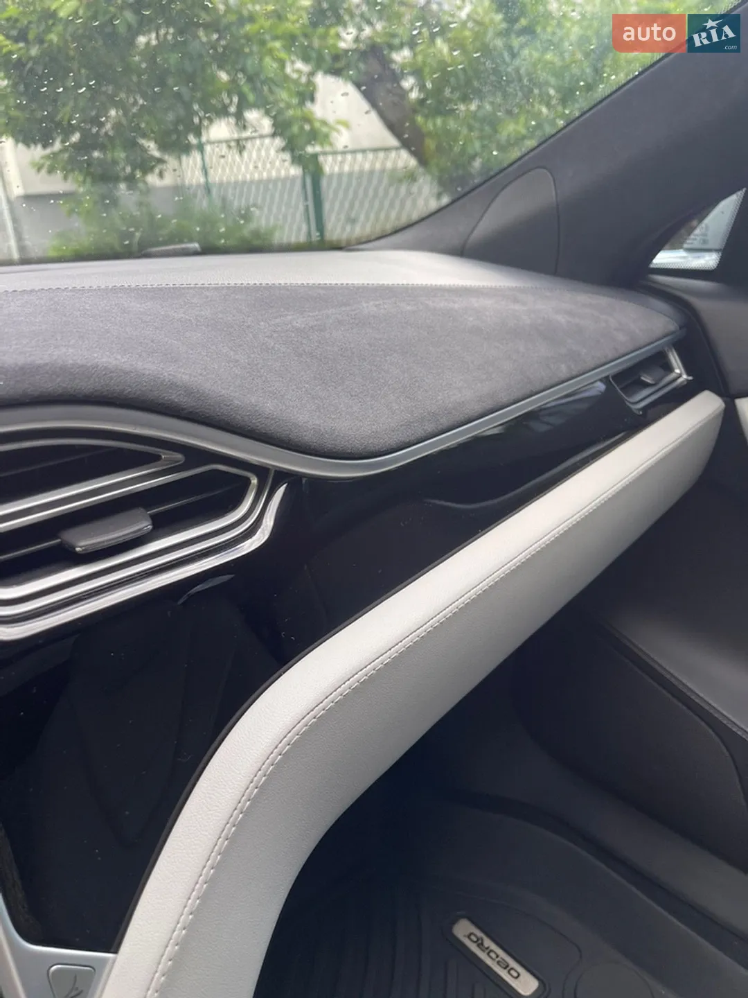 2015 Tesla Model S - мініатюра 15