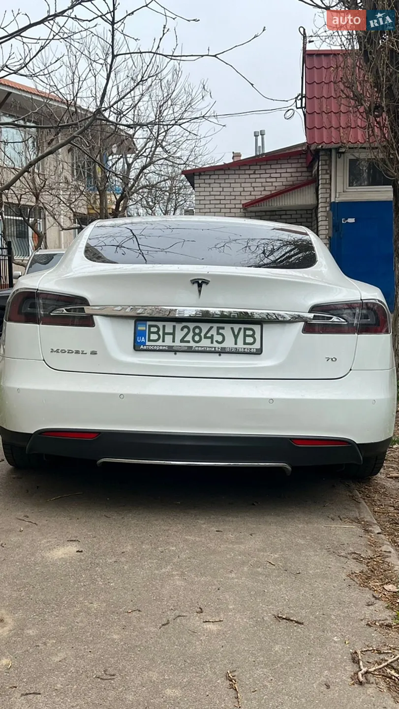 2015 Tesla Model S - мініатюра 4