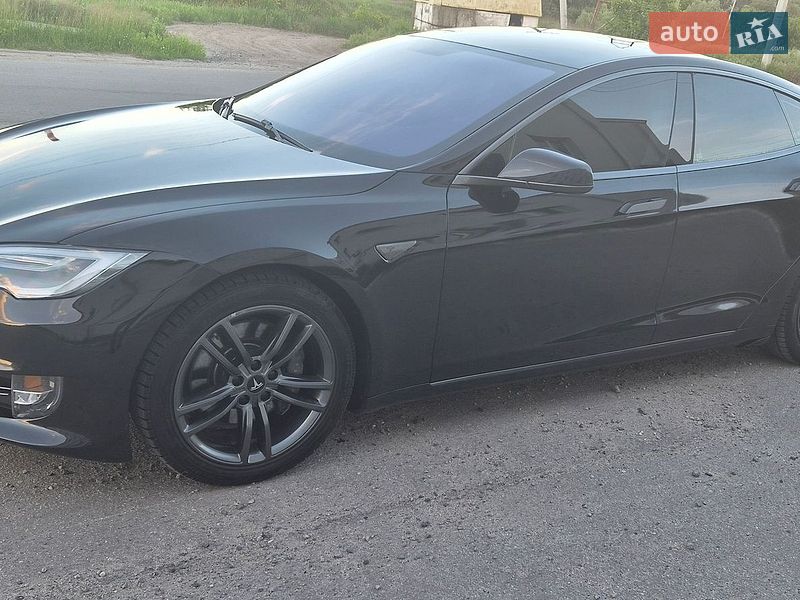 Лифтбек Tesla Model S 2013 в Харькове