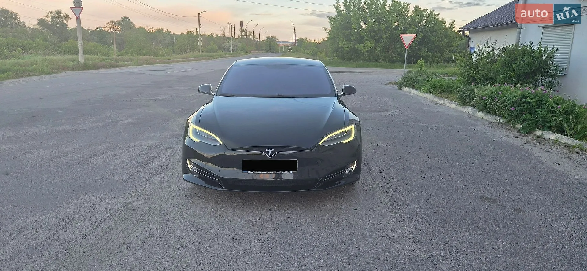 2013 Tesla Model S - мініатюра 4