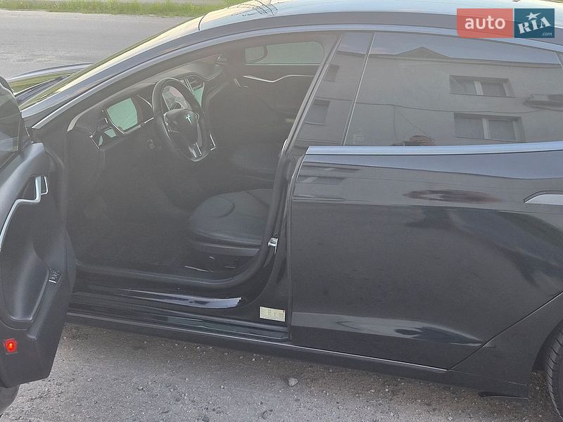 Лифтбек Tesla Model S 2013 в Харькове