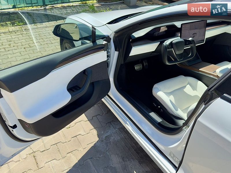 Ліфтбек Tesla Model S 2022 в Одесі