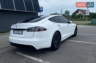 Лифтбек Tesla Model S 2021 в Киеве