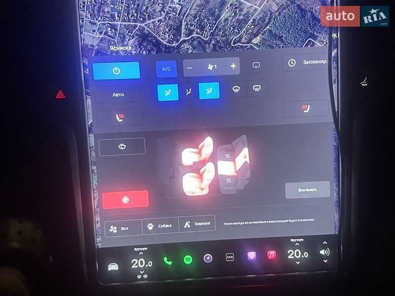 Ліфтбек Tesla Model S 2015 в Львові