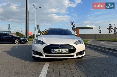 Лифтбек Tesla Model S 2013 в Львове