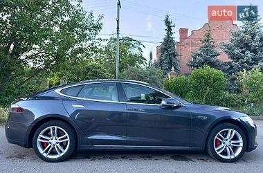 Лифтбек Tesla Model S 2014 в Одессе