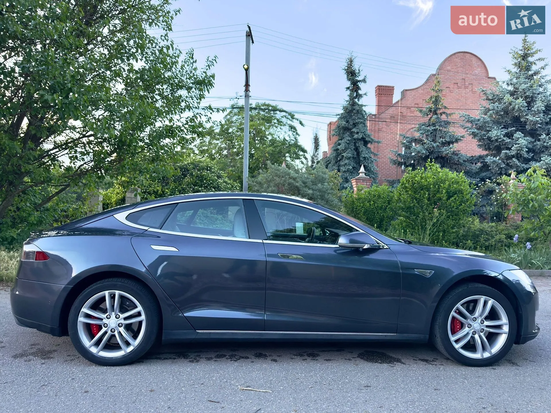 2014 Tesla Model S - мініатюра 13