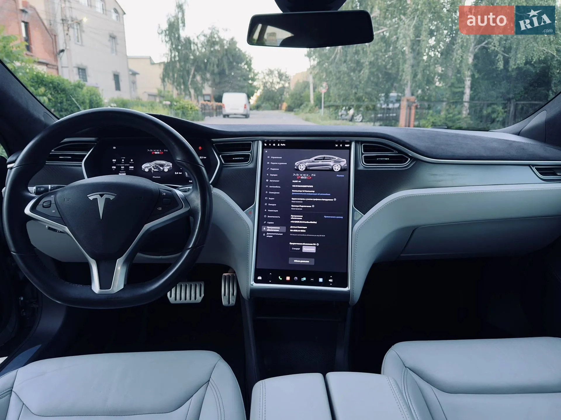 2014 Tesla Model S - мініатюра 23