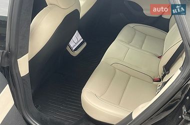Лифтбек Tesla Model S 2023 в Львове