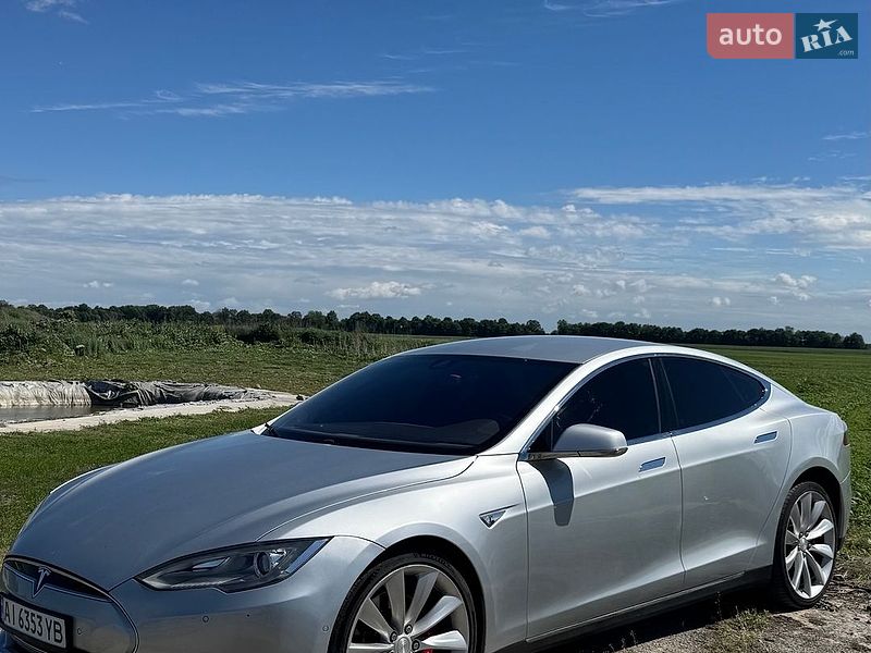 2015 Tesla Model S, VIN 5YJSA1H2XFFP75434:plate — фото 1 (autoria)
