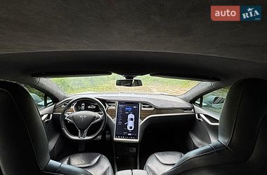 Ліфтбек Tesla Model S 2015 в Києві