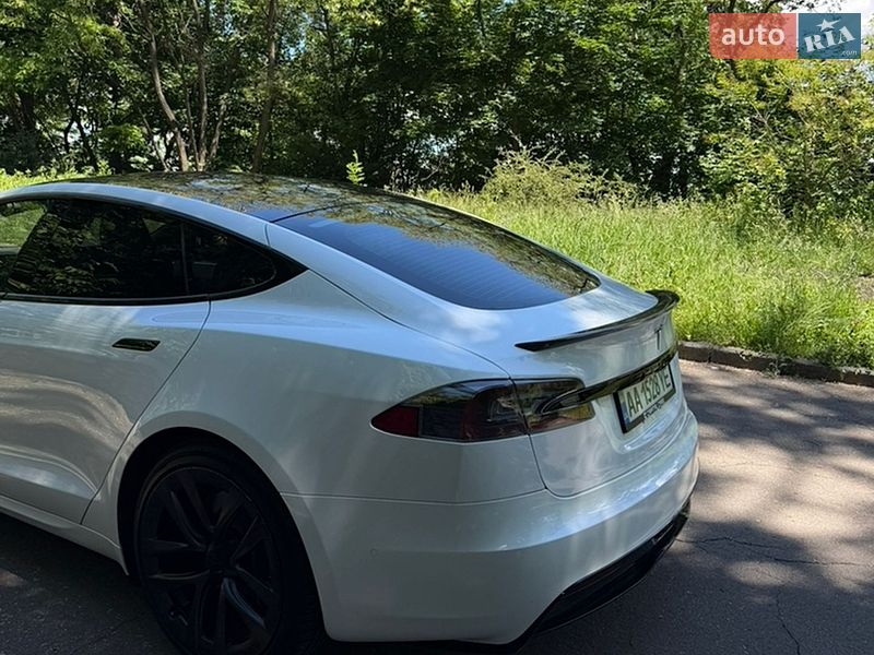 Ліфтбек Tesla Model S 2021 в Києві