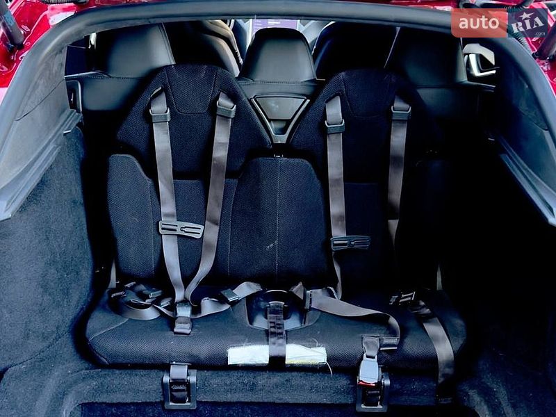 Лифтбек Tesla Model S 2015 в Киеве