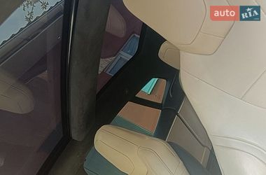 Лифтбек Tesla Model S 2016 в Киеве
