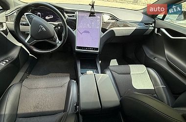 Лифтбек Tesla Model S 2018 в Кропивницком