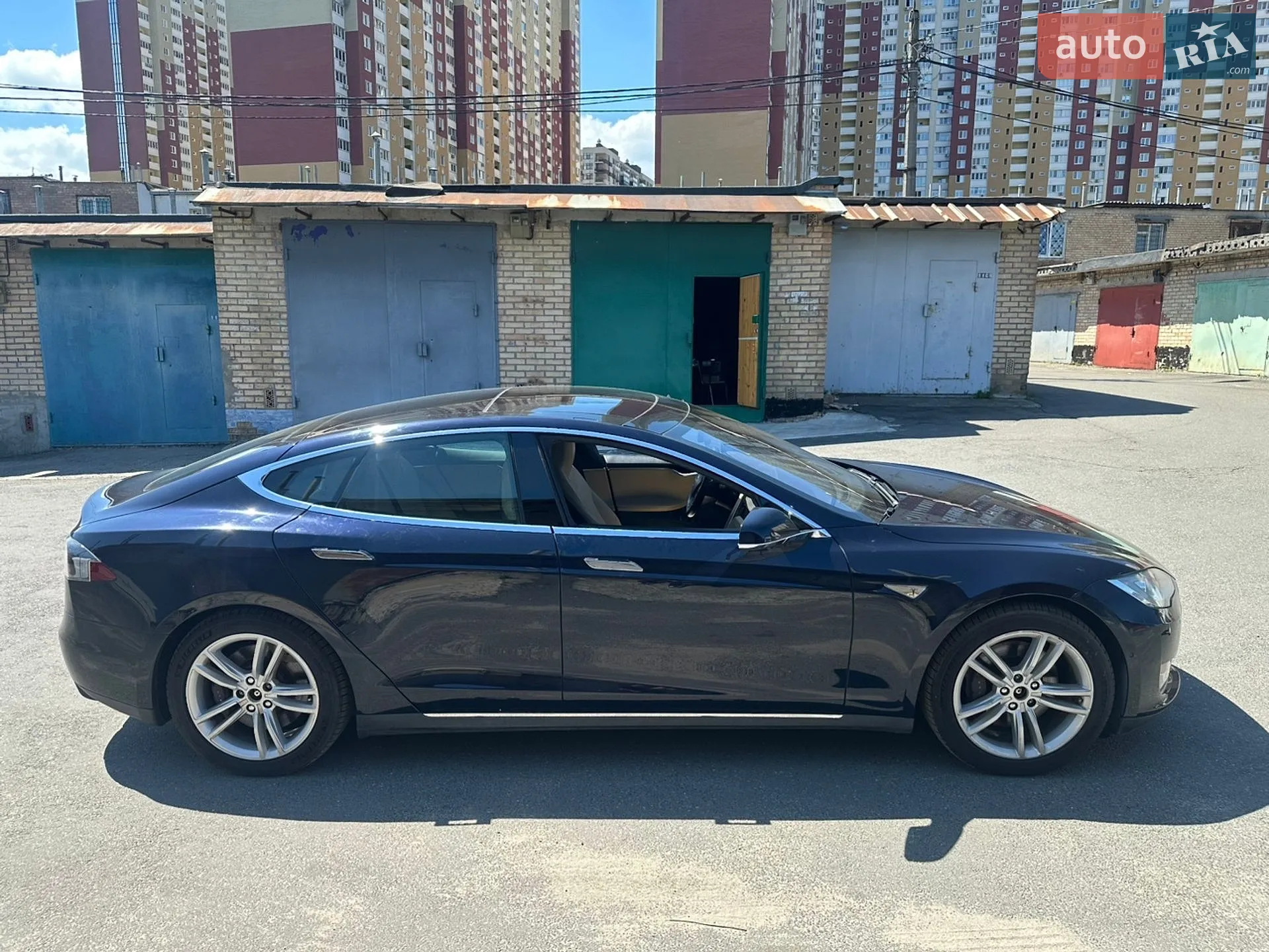 2015 Tesla Model S - мініатюра 4