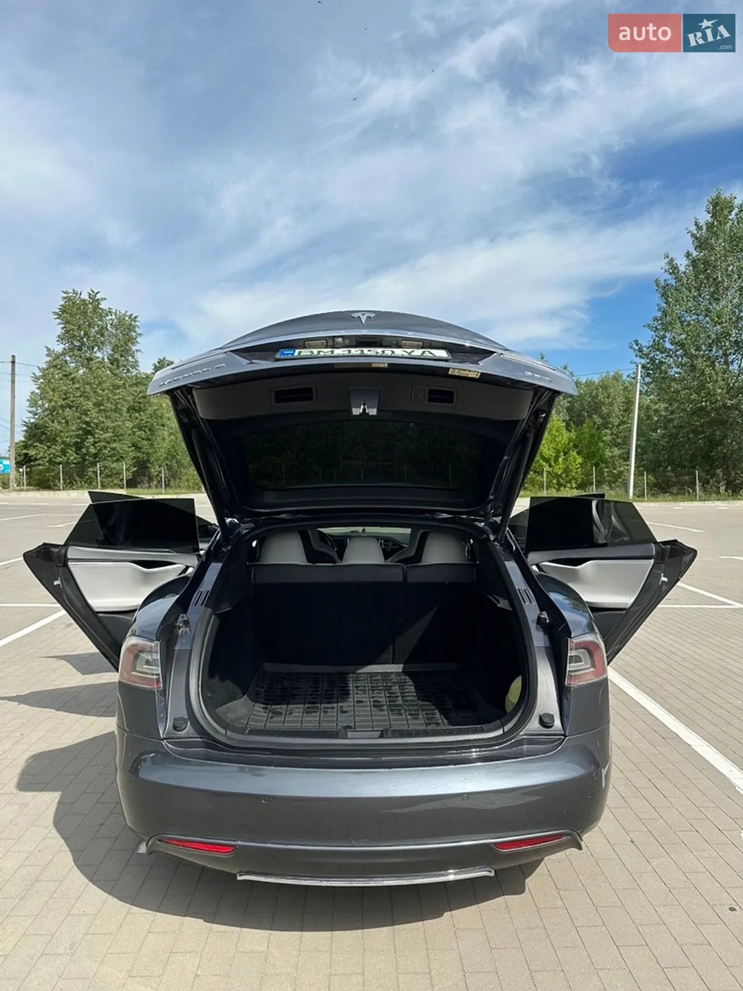 2015 Tesla Model S - мініатюра 9