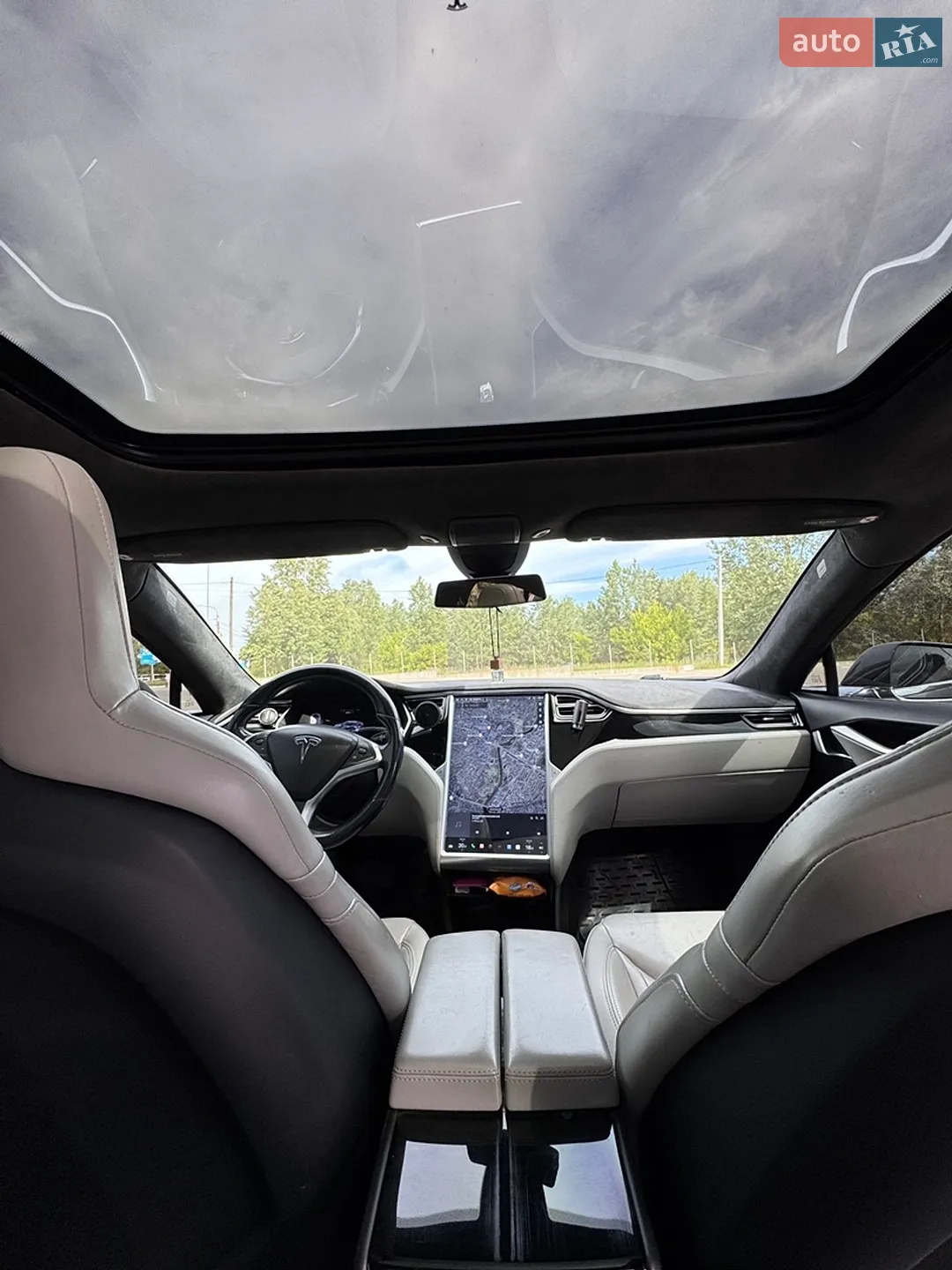 2015 Tesla Model S - мініатюра 16