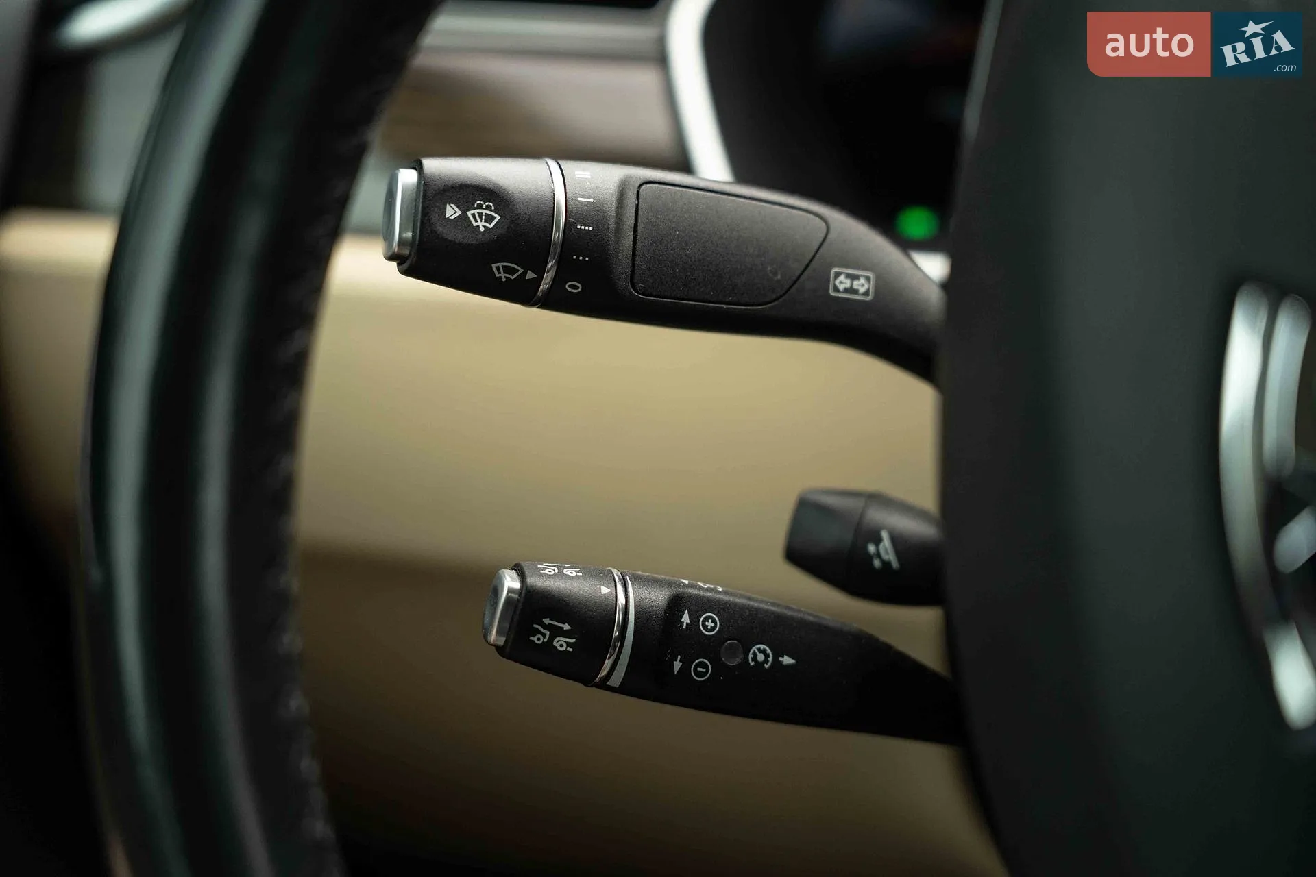 2015 Tesla Model S - мініатюра 23