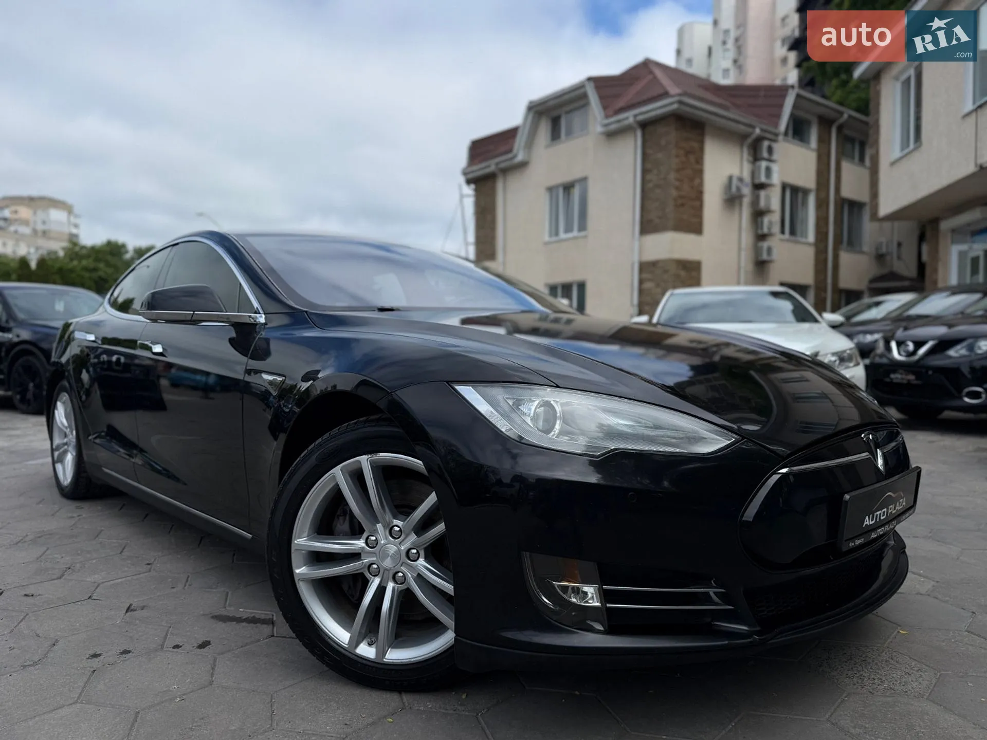 2013 Tesla Model S - мініатюра 10