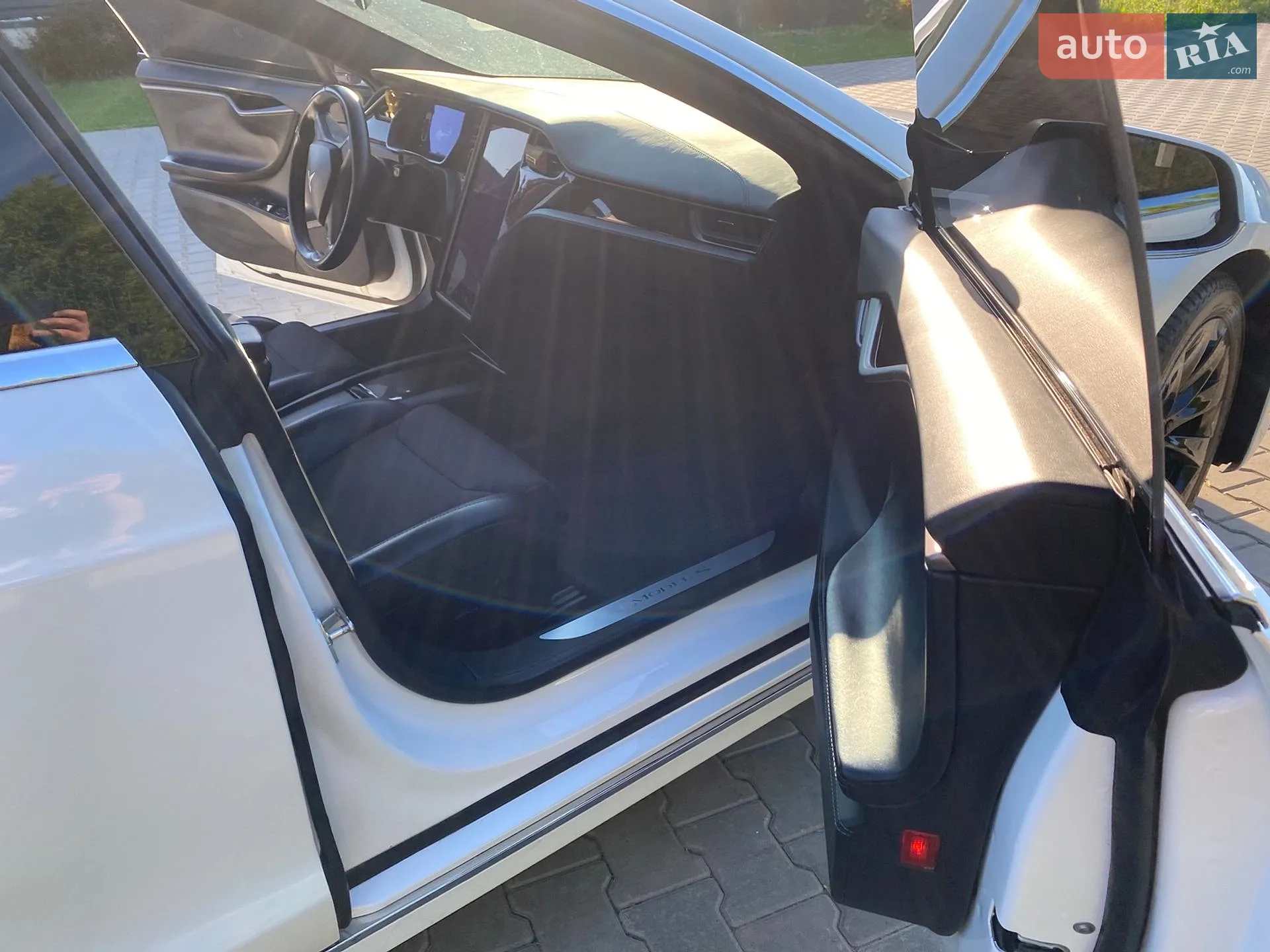 2018 Tesla Model S - мініатюра 28