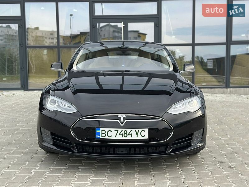 2015 Tesla Model-S, VIN 5YJSA7S21FF088094:plate — фото 1 (autoria)