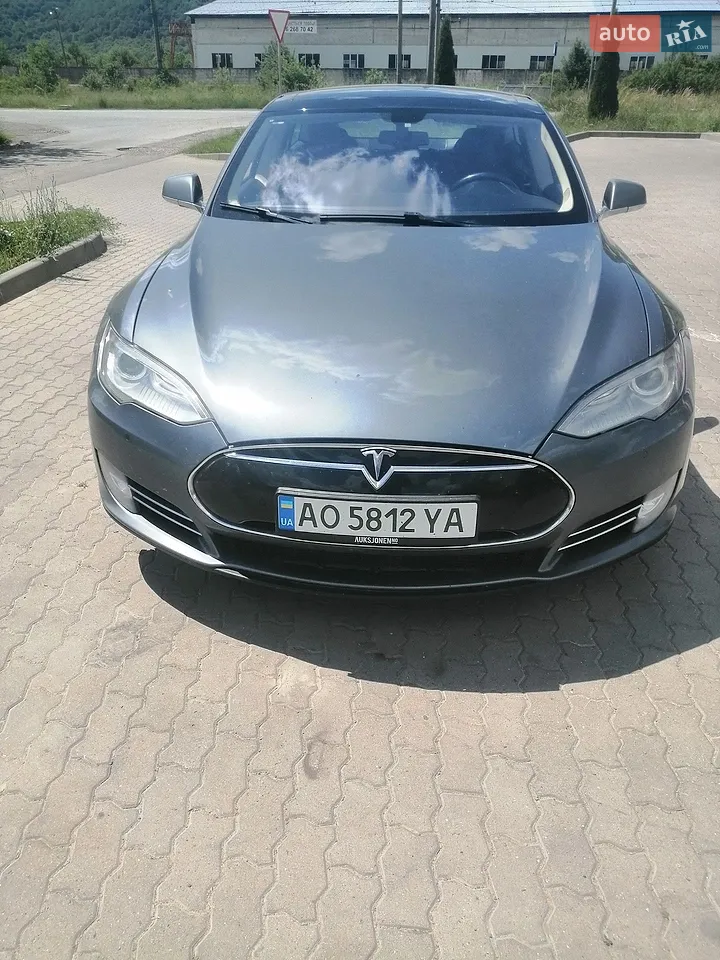2015 Tesla Model S - мініатюра 15