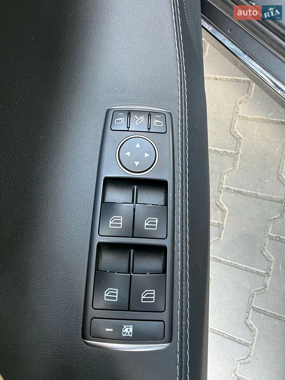 2016 Tesla Model S - мініатюра 22