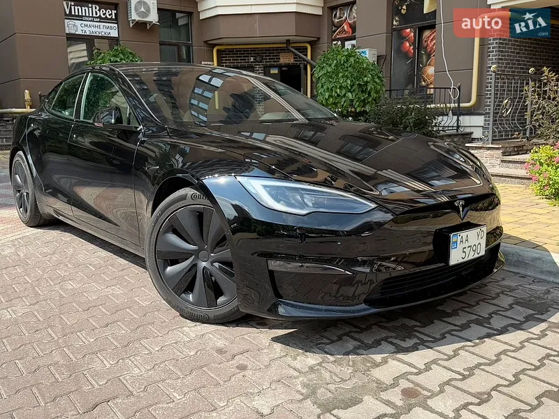Tesla Model Y 2025 VIN 7SAYGDEE4TF358298 фото оголошення 6 з 33