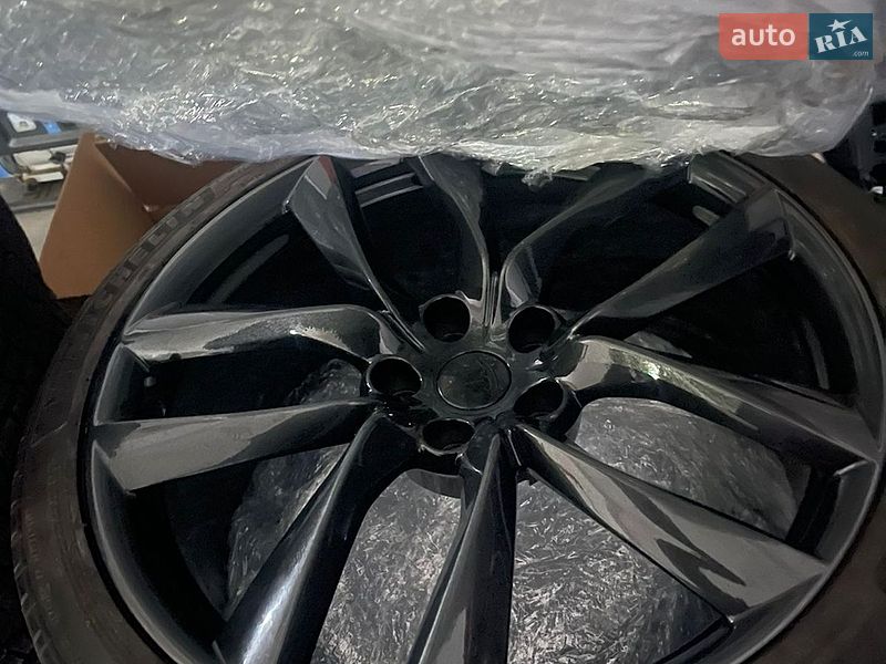 Лифтбек Tesla Model S 2018 в Татарбунарах фото 5 Лифтбек Tesla Model S 2018 в Татарбунарах