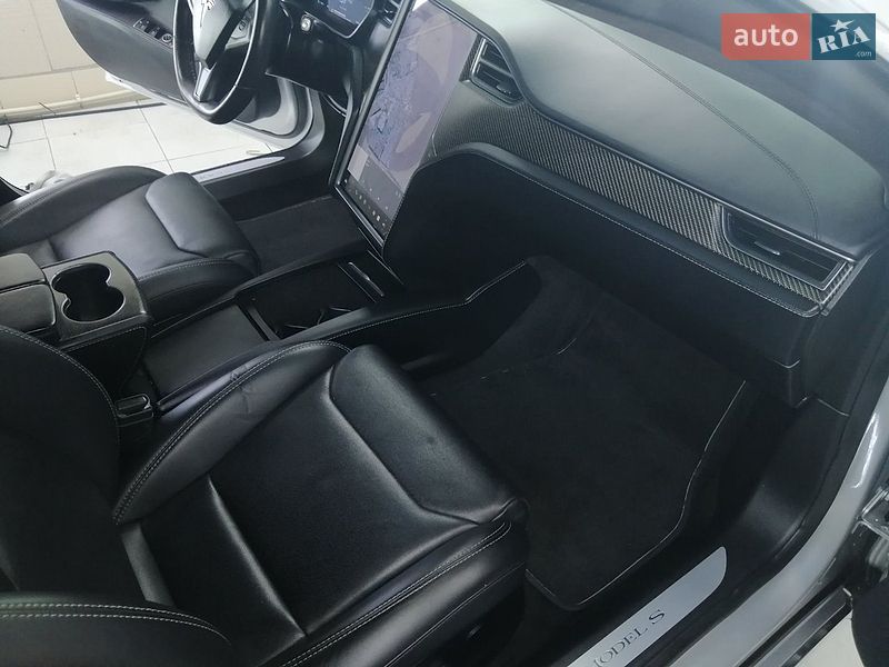 Лифтбек Tesla Model S 2018 в Татарбунарах фото 6 Лифтбек Tesla Model S 2018 в Татарбунарах