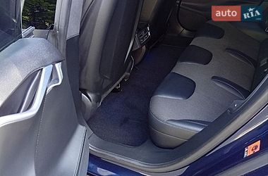 Ліфтбек Tesla Model S 2015 в Полтаві