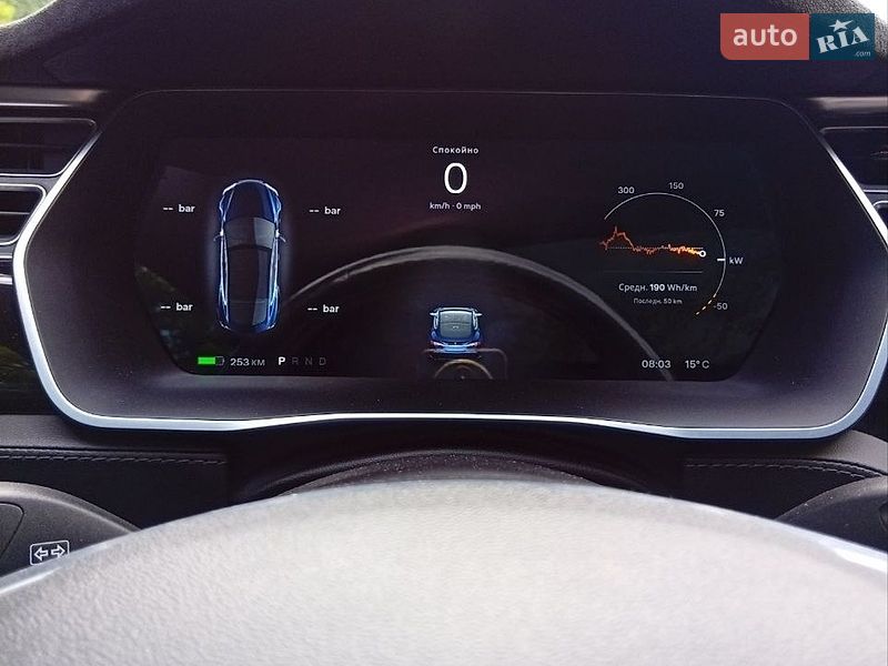 Ліфтбек Tesla Model S 2015 в Полтаві