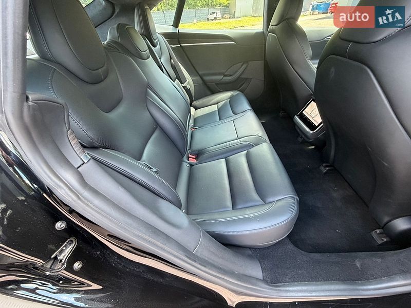 Лифтбек Tesla Model S 2022 в Киеве фото 13 Лифтбек Tesla Model S 2022 в Киеве