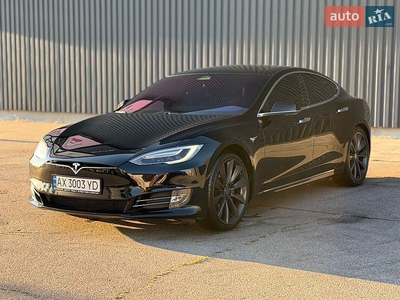 Tesla Model S 2017