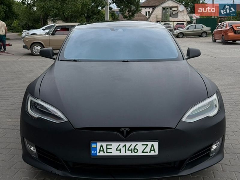 Tesla Model S 2016 Tesla Model S 2016