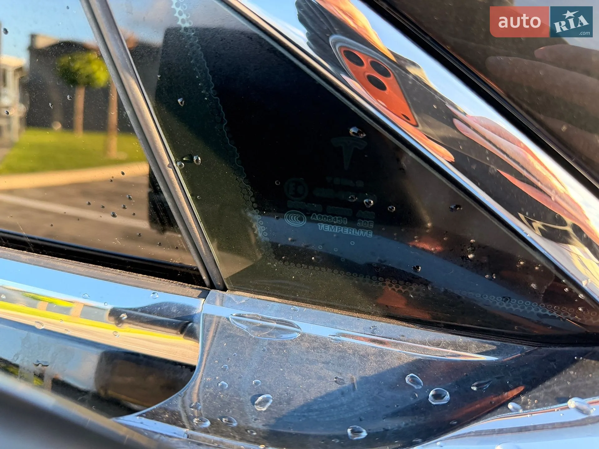 2014 Tesla Model S - мініатюра 38