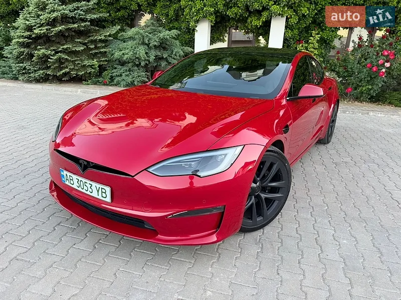 Tesla Model S 2021
